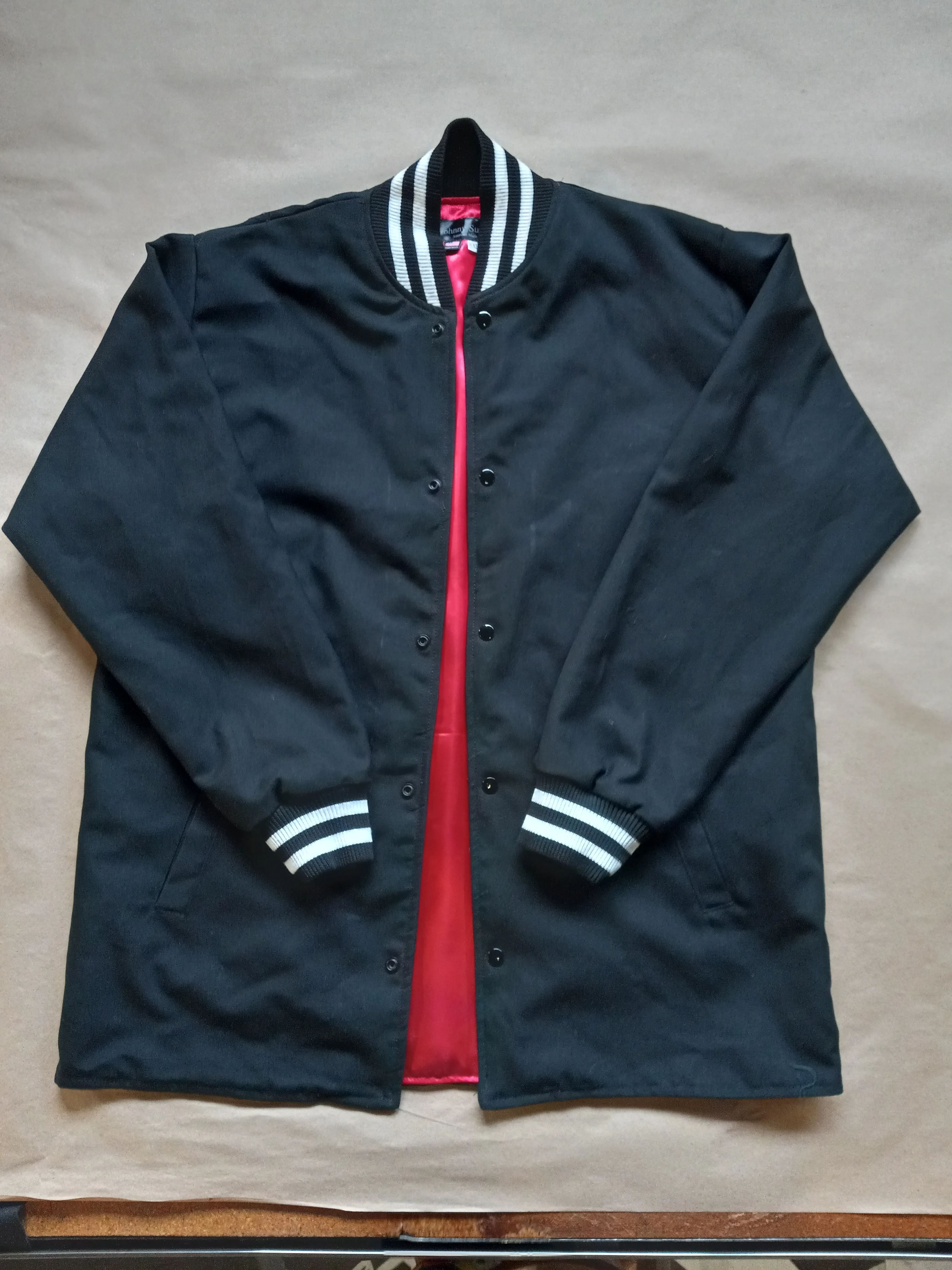 canvas clicker -black / red - black white rib