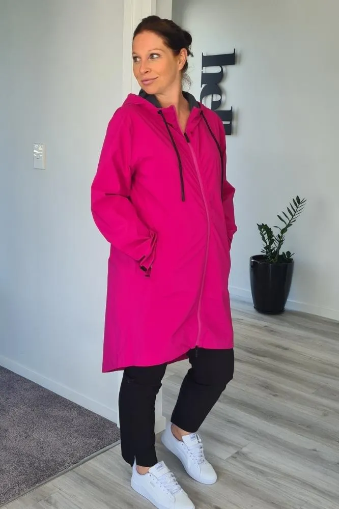 Moke Georgie Raincoat Fuchsia